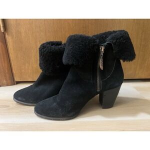 UGG Boots Bootie‎ 1008765 Size 10 Black Almond Toe Sherpa Foldover Flap Zipper